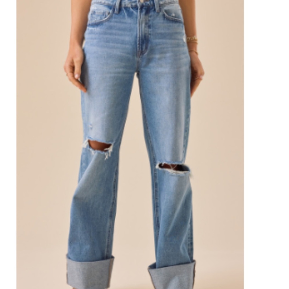 Altar’d State Distressed Straight-Leg Blue Jeans